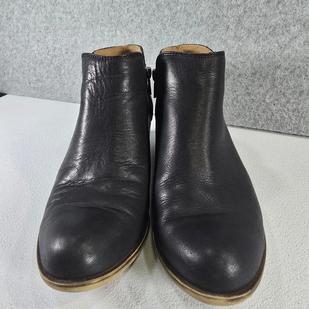 Lucky Brand Burklee Black Leather Ankle Boots Dual Zip Low Block Heel 8M 38.5